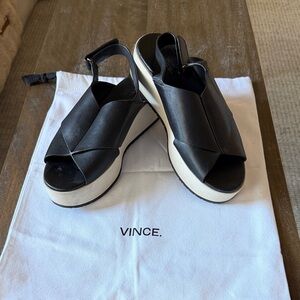 Vince Jenaya Black and Cream Women's Platform Sandals-Size 8